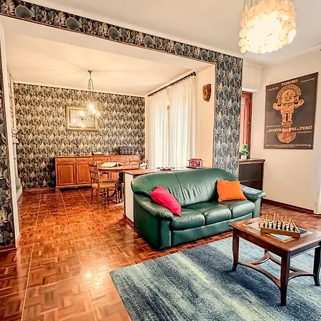 Grand - 188 Mq E 2 Parcheggi Apartmán *